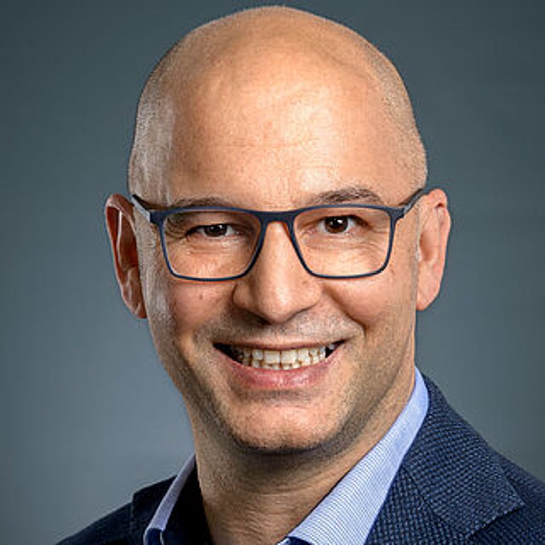 Emrah Düzel