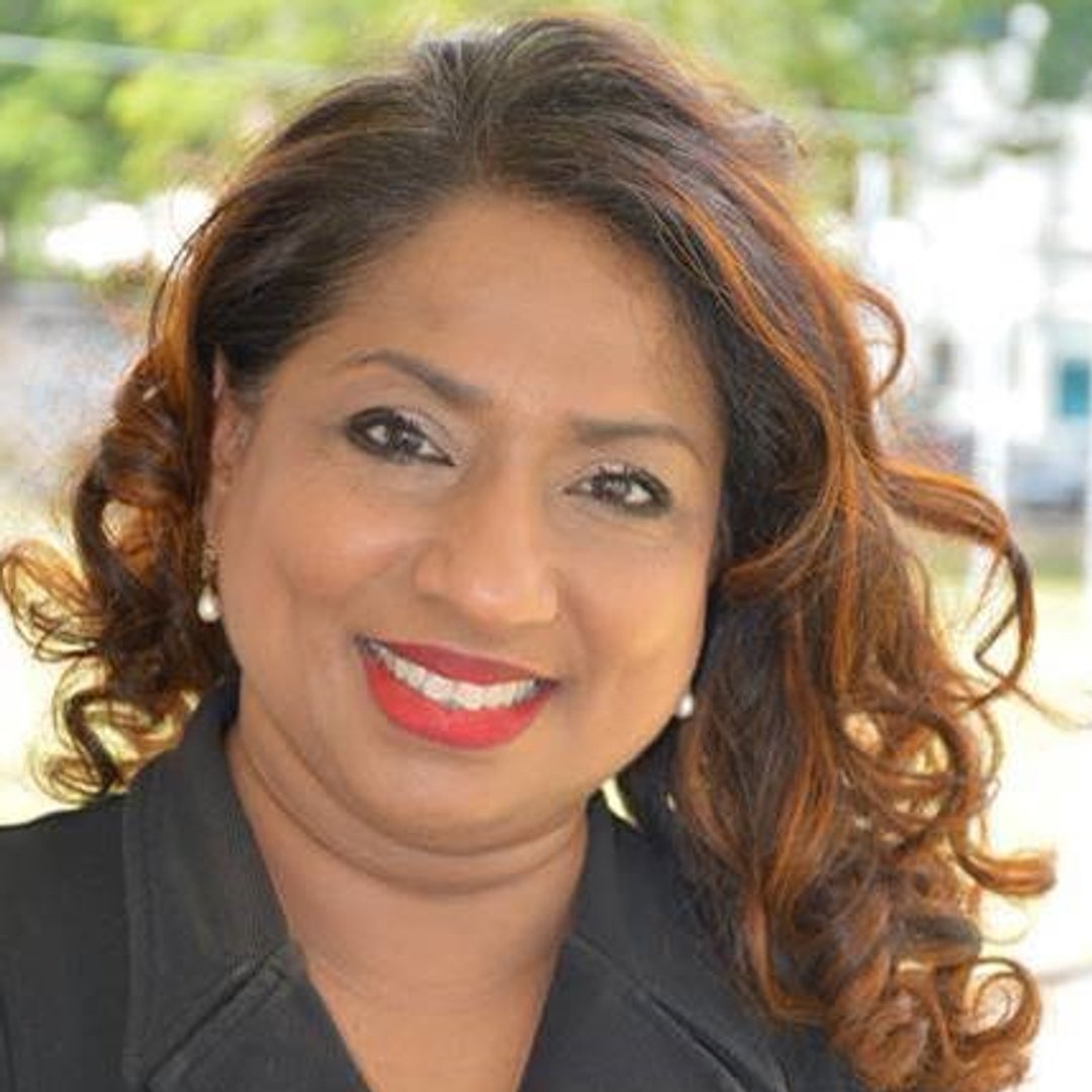 Lisa Indar